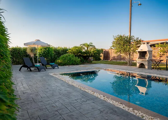 Villa Petra Villas *