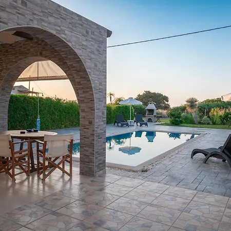 Petra Villas *