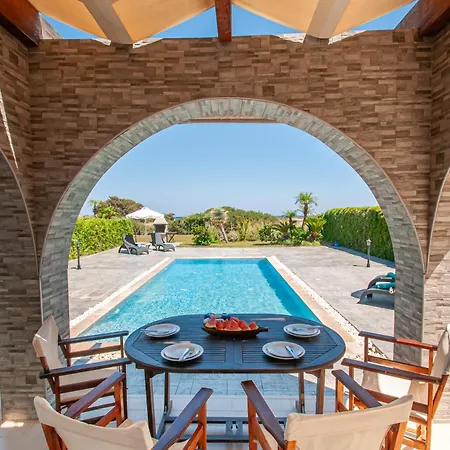 Petra Villas Gennadi